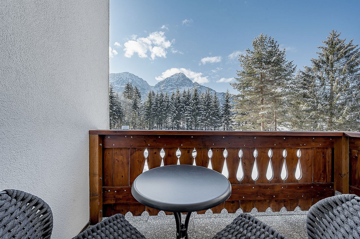 Double room "Nestwärme" mountain view Double room "Nestwärme" mountain view